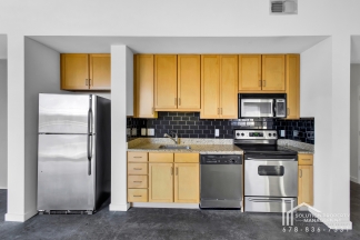 620 Glen Iris Dr. NE #308