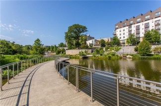 620 Glen Iris Dr. NE #308