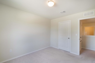 10402 Abana Way - BW+ - No Cats - Blue Team