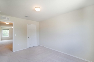10402 Abana Way - BW+ - No Cats - Blue Team