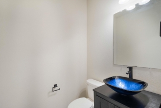 10402 Abana Way - BW+ - No Cats - Blue Team