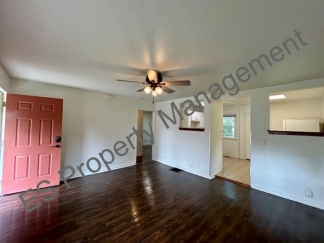 Charming, recently updated 2 bedroom, 1 bath!