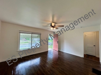 Charming, recently updated 2 bedroom, 1 bath!