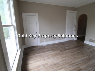 Nicely updated 1 BR 1 BA Upstairs Apartment (SECTION 8 ALLOWED)