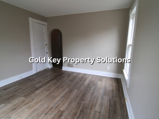 Nicely updated 1 BR 1 BA Upstairs Apartment (SECTION 8 ALLOWED)