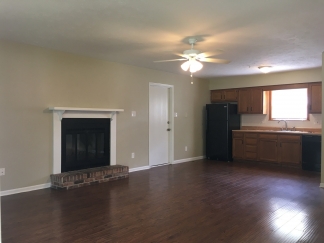 Beautiful 3 Bedroom 2 Bathroom Renovated Home in Franklin Township!