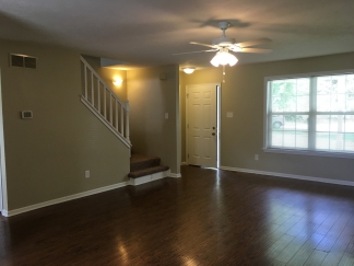 Beautiful 3 Bedroom 2 Bathroom Renovated Home in Franklin Township!