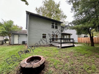 Wonderful 3 Bedroom 2.5 Bathroom Two Story Home in Washington Township!