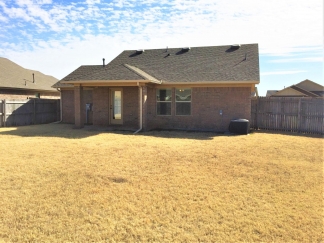 Lovely Affordable 2 Bedroom 2 Bath in Edmond!! $500 OFF FIRST FULL MONTHS RENT!