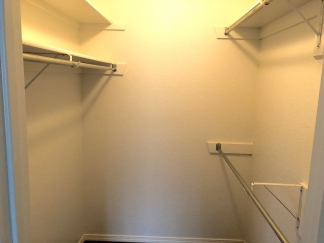 Nice 3 Bedroom Duplex in Alma *Coming Available Mid November*