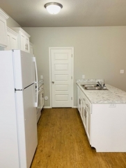 Nice 3 Bedroom Townhome in Alma **COMING AVAILABLE MID AUGUST**