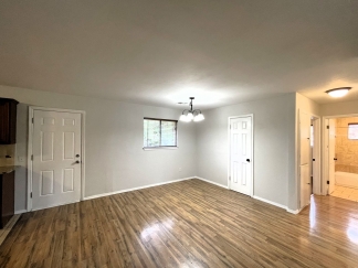 Charming 3 bed 1 bath home minutes away from OCCC!