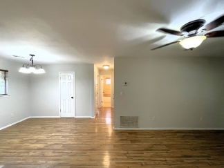 Charming 3 bed 1 bath home minutes away from OCCC!