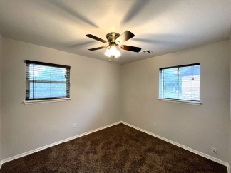 Charming 3 bed 1 bath home minutes away from OCCC!