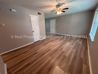 Greenwood Single family 2 bed 1 bath 1 car carport