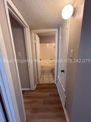 Greenwood Single family 2 bed 1 bath 1 car carport