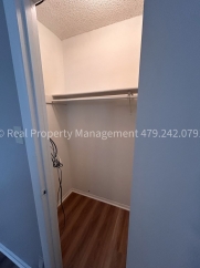Greenwood Single family 2 bed 1 bath 1 car carport