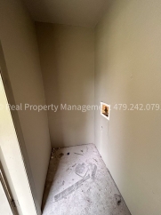 Greenwood Single family 2 bed 1 bath 1 car carport