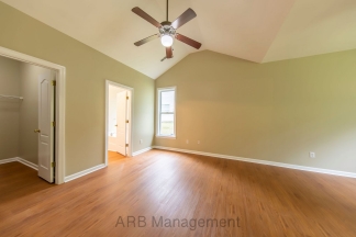 Charming 3-Bedroom Ranch in The Glen at Stewart Mills – Your Perfect Home Awaits!