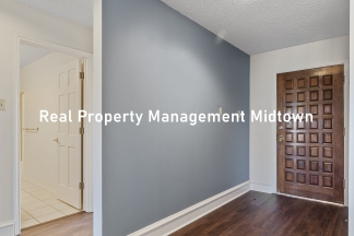 Charming Condo in Established Community off Lake Arlington