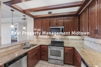 Charming Condo in Established Community off Lake Arlington