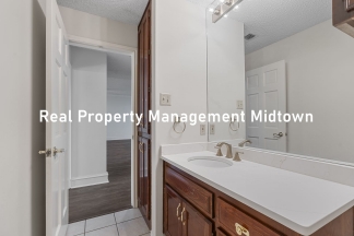Charming Condo in Established Community off Lake Arlington
