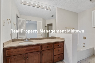 Charming Condo in Established Community off Lake Arlington