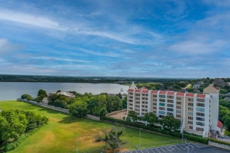 Charming Condo in Established Community off Lake Arlington
