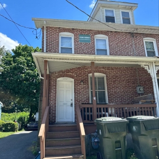 UDEL STUDENT RENTAL - 129-1/2 East Cleveland Avenue