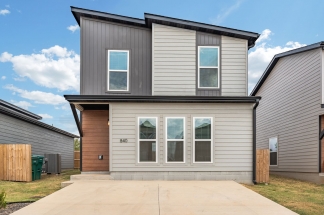 Modern 2-Bed, 2.5-Bath New Build in Bentonville