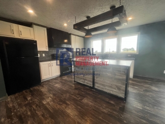 3 Bed / 2 Bath Farmhouse Styled Home – Move In Ready