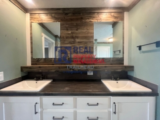 3 Bed / 2 Bath Farmhouse Styled Home – Move In Ready