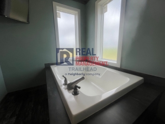 3 Bed / 2 Bath Farmhouse Styled Home – Move In Ready