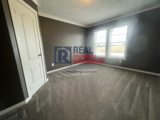 3 Bed / 2 Bath Farmhouse Styled Home – Move In Ready