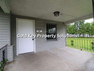 2 Bedroom 1 Bath Home W/ Large Front Porch (Section 8 Approved)