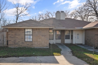 Kennedale 2-bed 2-bath Duplex