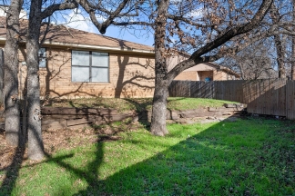 Kennedale 2-bed 2-bath Duplex