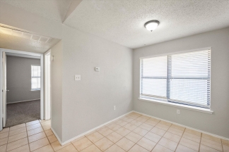 Kennedale 2-bed 2-bath Duplex