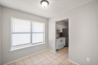 Kennedale 2-bed 2-bath Duplex