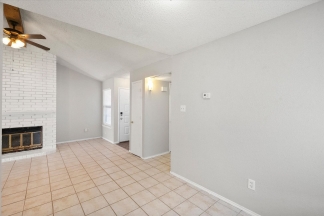 Kennedale 2-bed 2-bath Duplex