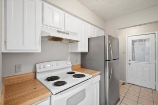 Kennedale 2-bed 2-bath Duplex