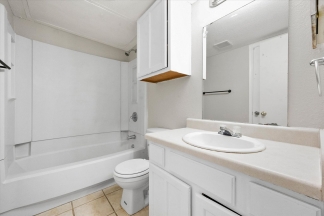 Kennedale 2-bed 2-bath Duplex