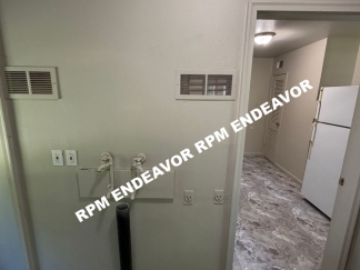 Charming 1-Bedroom Duplex with Convenient Shared Laundry – Affordable Living!