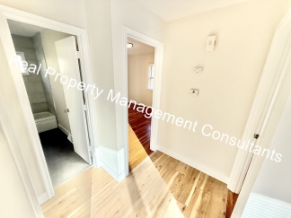 Updated 2-bedroom, 1-bath Duplex