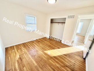 Updated 2-bedroom, 1-bath Duplex