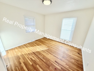 Updated 2-bedroom, 1-bath Duplex
