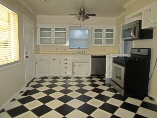 Lovely Home Near Penn Square Mall!