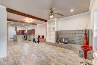 Beautiful home in one of OKC hot and up-and-coming , Plaza District! $500 OFF FIRST FULL MONTHS RENT!