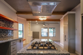 Beautiful home in one of OKC hot and up-and-coming , Plaza District! $500 OFF FIRST FULL MONTHS RENT!