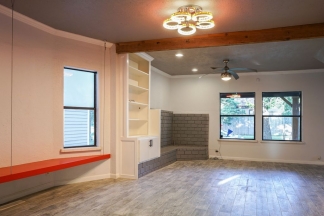 Beautiful home in one of OKC hot and up-and-coming , Plaza District! $500 OFF FIRST FULL MONTHS RENT!